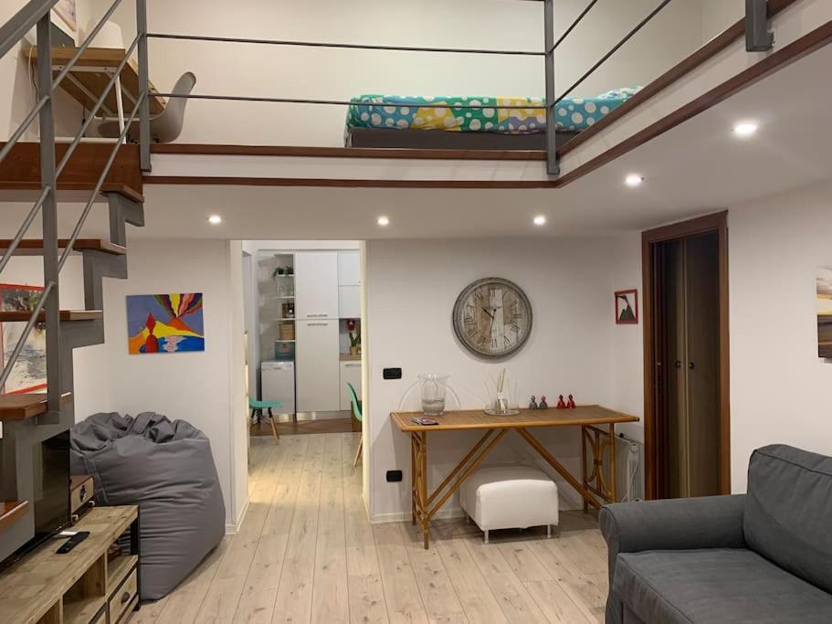 Casa Via Toledo. Centralissima E Vicina Al Porto Apartment Naples Luaran gambar
