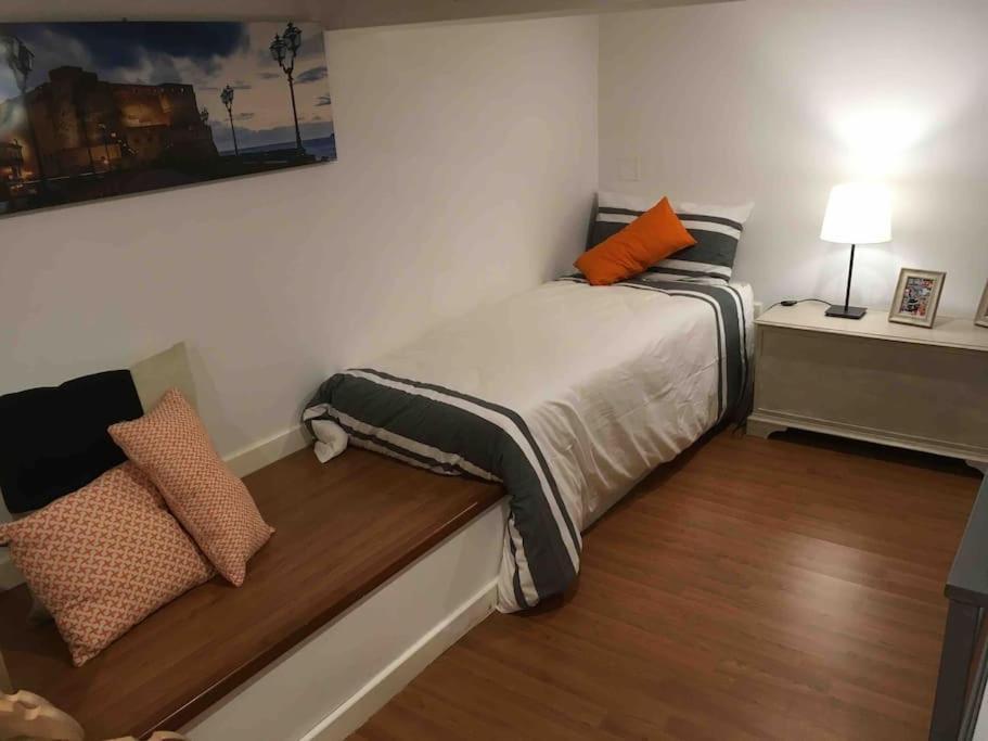 Casa Via Toledo. Centralissima E Vicina Al Porto Apartment Naples Luaran gambar