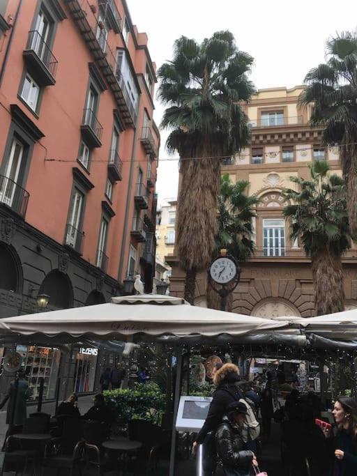 Casa Via Toledo. Centralissima E Vicina Al Porto Apartment Naples Luaran gambar