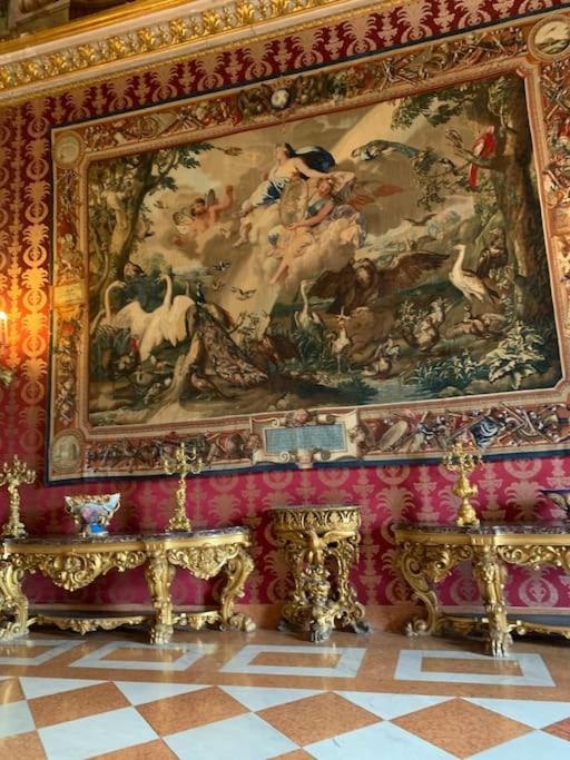 Casa Via Toledo. Centralissima E Vicina Al Porto Apartment Naples Luaran gambar